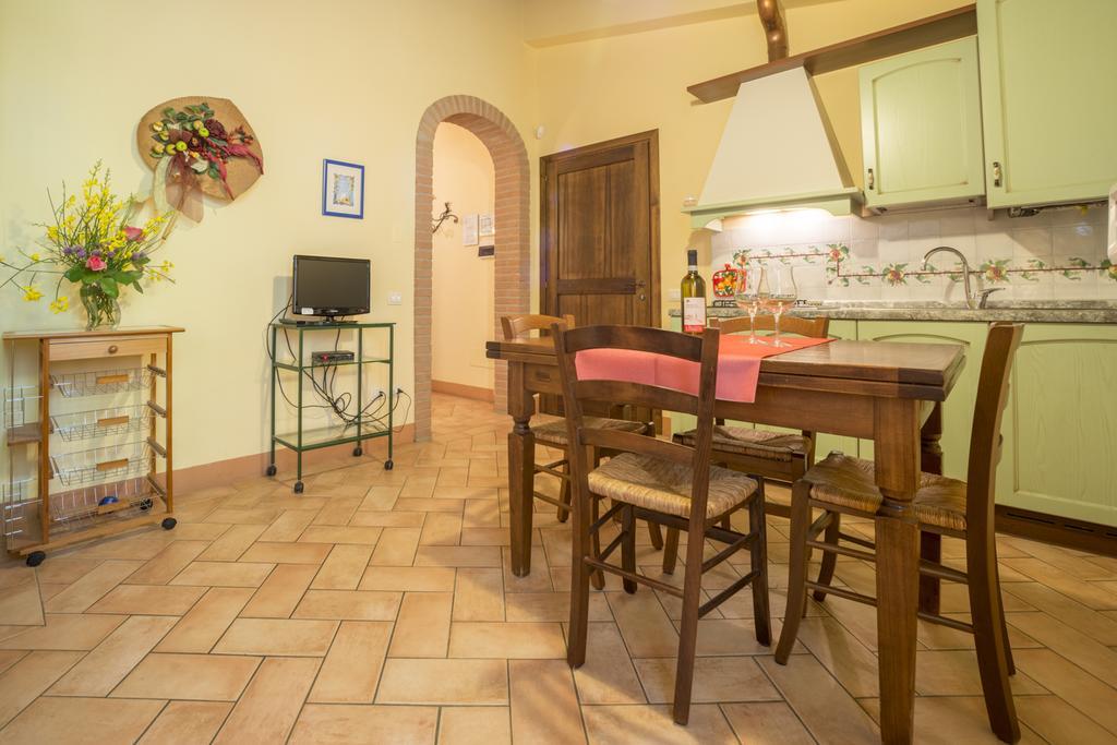 Agriturismo Il Poggetto Сан-Джиминьяно Экстерьер фото